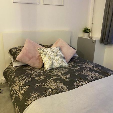 Cosy 1 Bedroom Apartment Londyn Zewnętrze zdjęcie