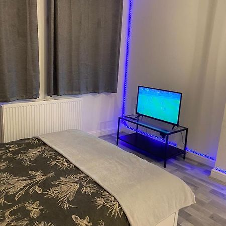 Cosy 1 Bedroom Apartment Londyn Zewnętrze zdjęcie